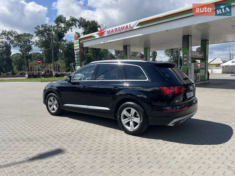 Внедорожник / Кроссовер Audi Q7 2016 в Житомире