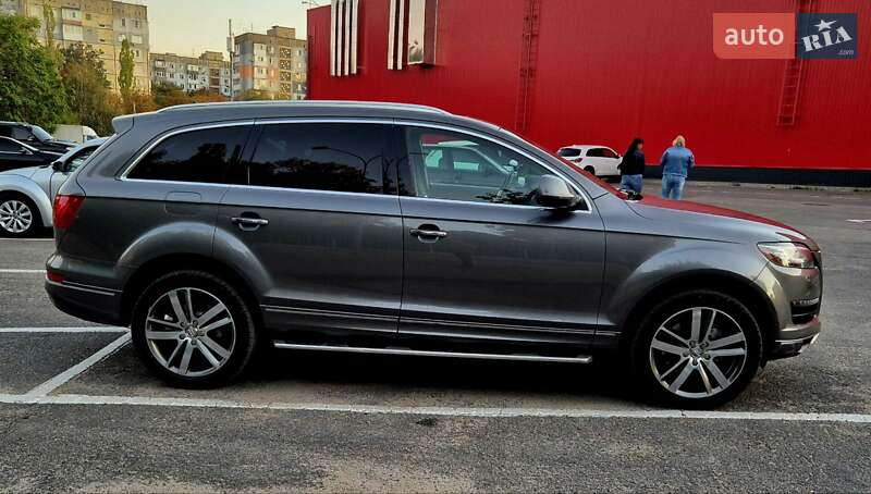 Внедорожник / Кроссовер Audi Q7 2010 в Одессе