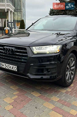 Внедорожник / Кроссовер Audi Q7 2017 в Виннице