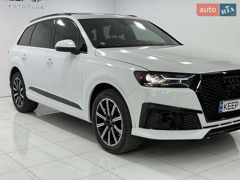 Позашляховик / Кросовер Audi Q7 2018 в Одесі