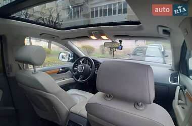 Позашляховик / Кросовер Audi Q7 2007 в 