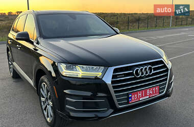 Позашляховик / Кросовер Audi Q7 2016 в 