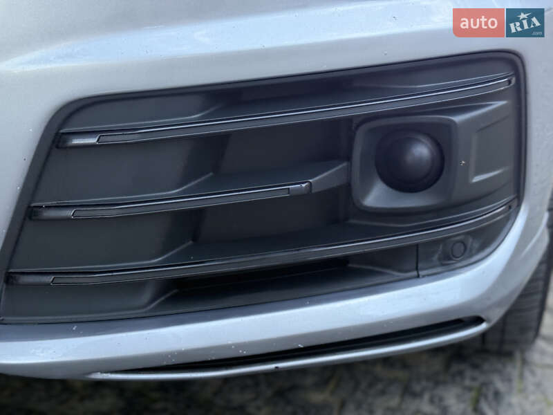 Позашляховик / Кросовер Audi Q7 2016 в Чернівцях