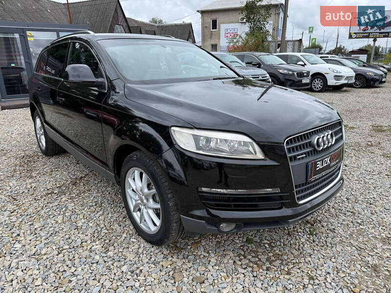 Позашляховик / Кросовер Audi Q7 2006 в Коломиї