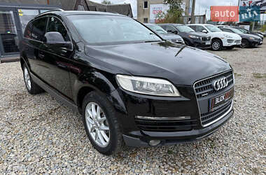 Внедорожник / Кроссовер Audi Q7 2006 в 
