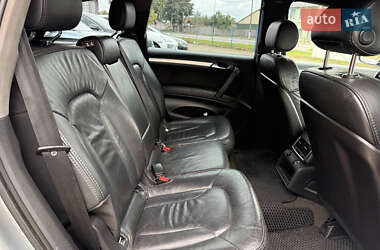 Внедорожник / Кроссовер Audi Q7 2006 в 