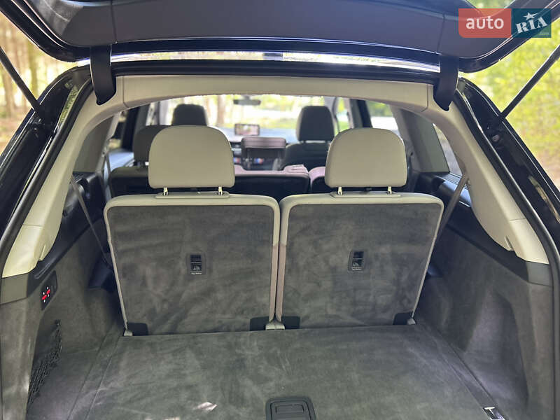 Позашляховик / Кросовер Audi Q7 2016 в Вінниці
