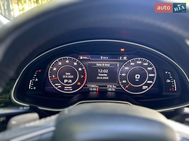 Позашляховик / Кросовер Audi Q7 2016 в Вінниці