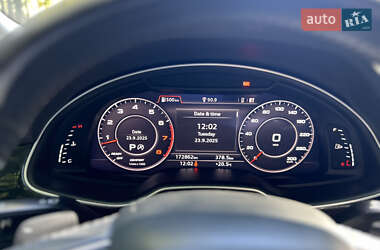 Позашляховик / Кросовер Audi Q7 2016 в 