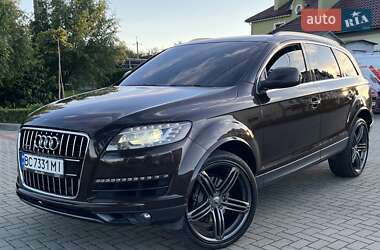 Внедорожник / Кроссовер Audi Q7 2011 в 
