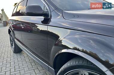 Внедорожник / Кроссовер Audi Q7 2011 в 