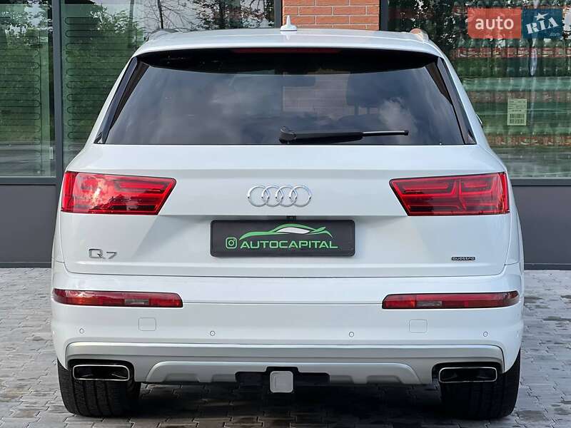 Внедорожник / Кроссовер Audi Q7 2018 в Киеве