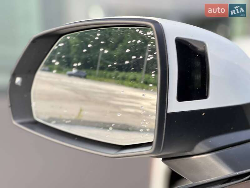 Внедорожник / Кроссовер Audi Q7 2018 в Киеве