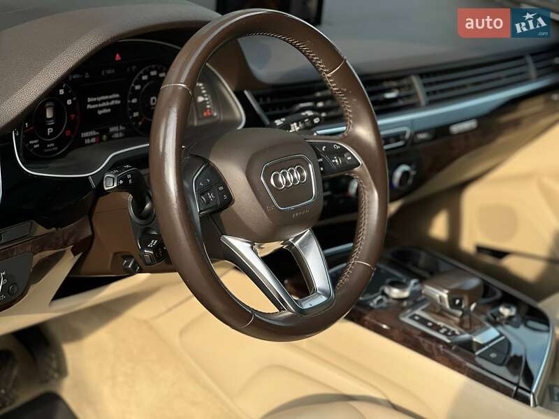 Внедорожник / Кроссовер Audi Q7 2018 в Киеве