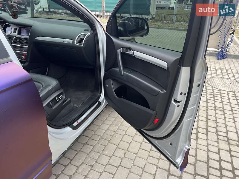 Внедорожник / Кроссовер Audi Q7 2013 в Львове