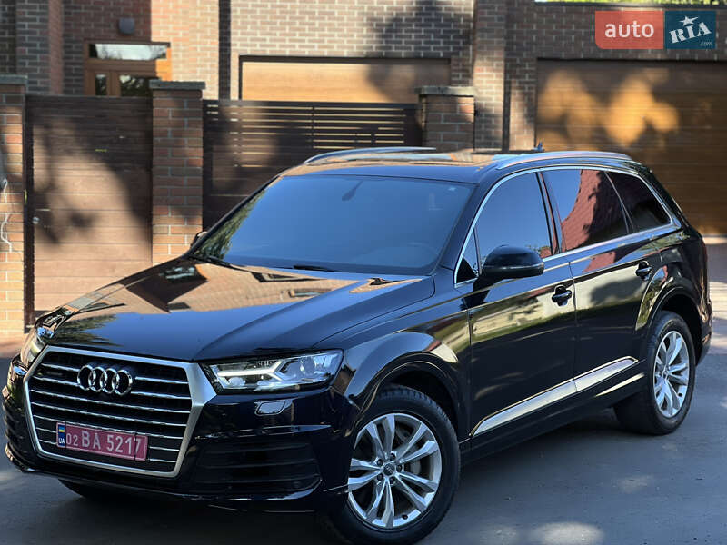 Позашляховик / Кросовер Audi Q7 2017 в Тернополі
