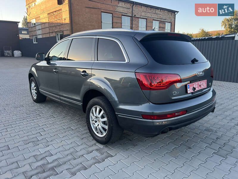 Внедорожник / Кроссовер Audi Q7 2014 в Нововолынске