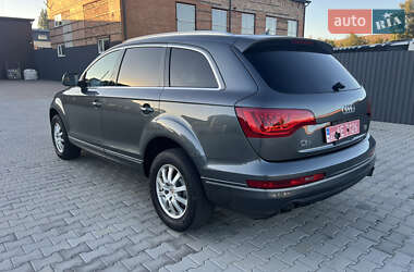 Позашляховик / Кросовер Audi Q7 2014 в 