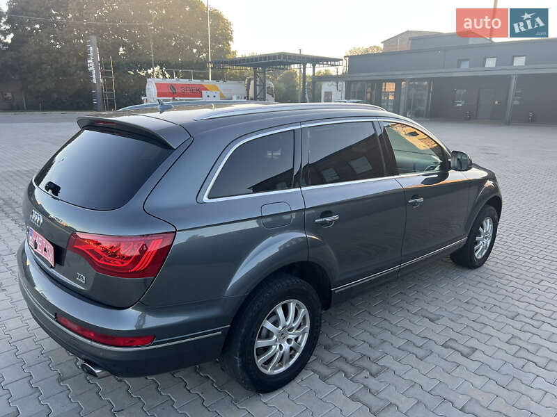Внедорожник / Кроссовер Audi Q7 2014 в Нововолынске