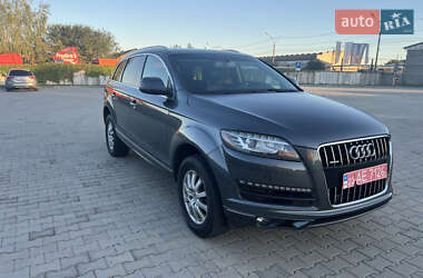 Позашляховик / Кросовер Audi Q7 2014 в 