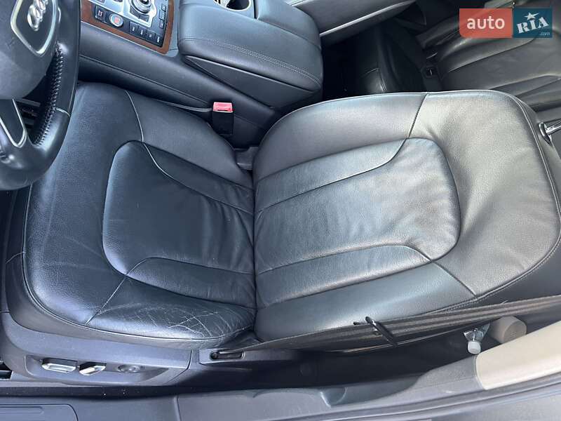 Внедорожник / Кроссовер Audi Q7 2014 в Нововолынске
