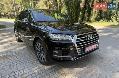 Позашляховик / Кросовер Audi Q7 2017 в Львові