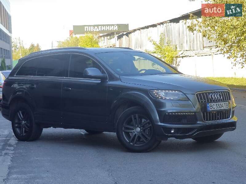Позашляховик / Кросовер Audi Q7 2015 в Львові