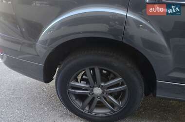 Внедорожник / Кроссовер Audi Q7 2015 в 