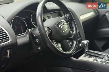 Внедорожник / Кроссовер Audi Q7 2015 в 
