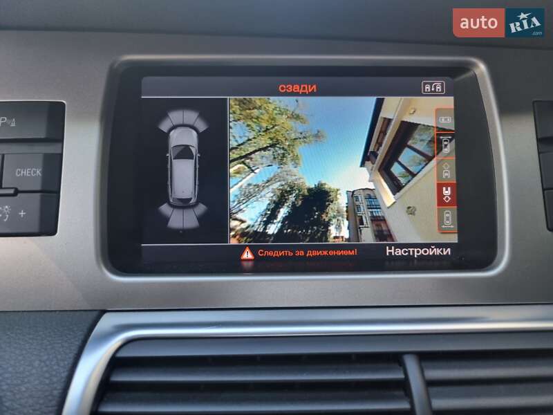 Позашляховик / Кросовер Audi Q7 2015 в Львові