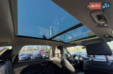Внедорожник / Кроссовер Audi Q7 2017 в 