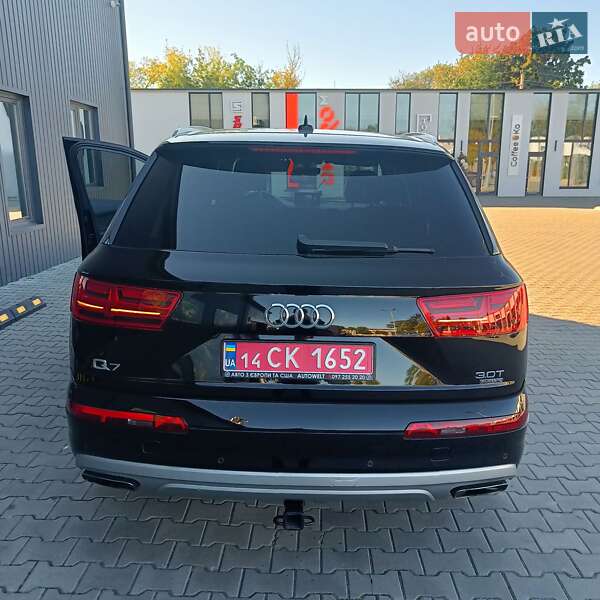 Позашляховик / Кросовер Audi Q7 2017 в Дубні