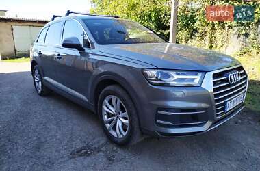 Внедорожник / Кроссовер Audi Q7 2017 в 