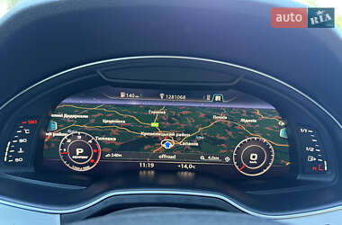 Внедорожник / Кроссовер Audi Q7 2015 в 