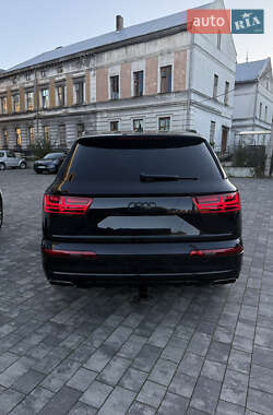 Внедорожник / Кроссовер Audi Q7 2016 в Львове