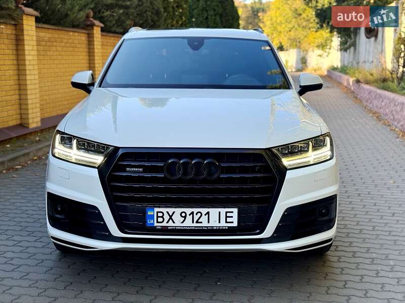 Позашляховик / Кросовер Audi Q7 2017 в Хмельницькому
