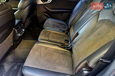 Внедорожник / Кроссовер Audi Q7 2017 в 