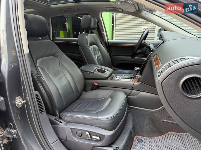 Позашляховик / Кросовер Audi Q7 2014 в Києві