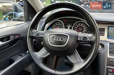 Внедорожник / Кроссовер Audi Q7 2014 в 