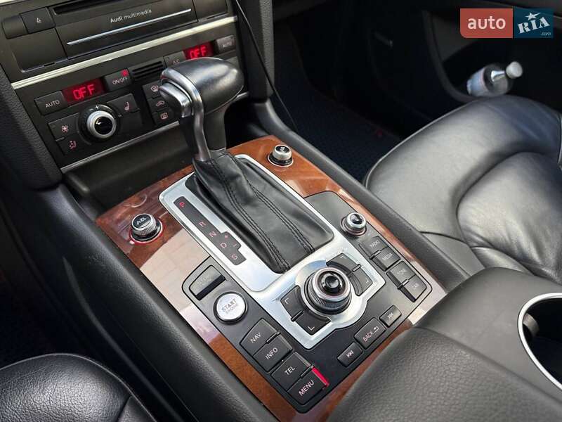 Позашляховик / Кросовер Audi Q7 2014 в Києві