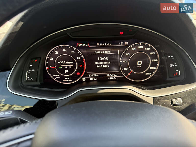 Позашляховик / Кросовер Audi Q7 2015 в Запоріжжі