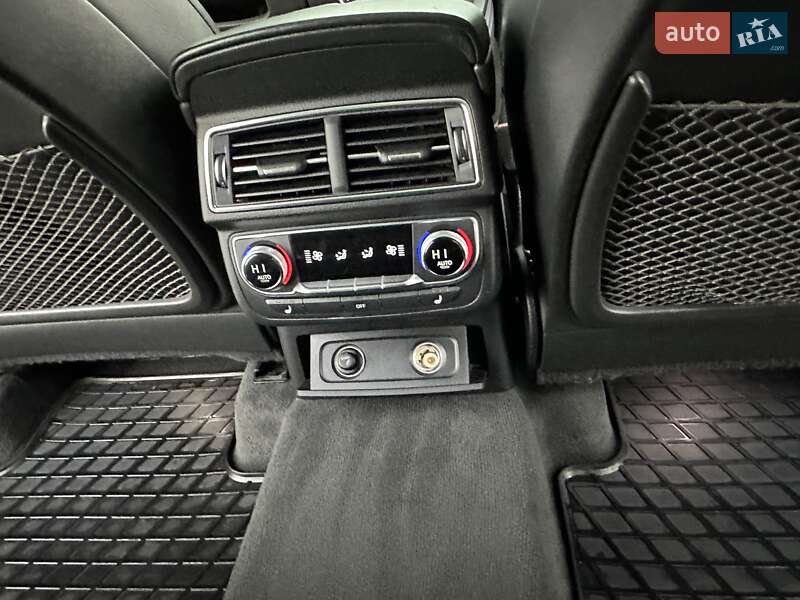 Позашляховик / Кросовер Audi Q7 2016 в Ковелі