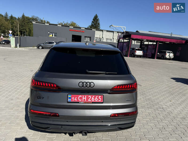 Позашляховик / Кросовер Audi Q7 2020 в Львові