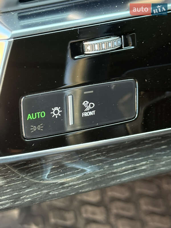 Позашляховик / Кросовер Audi Q7 2020 в Львові