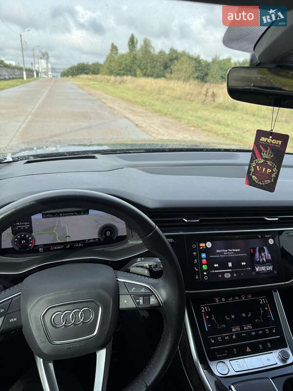 Внедорожник / Кроссовер Audi Q7 2020 в Киеве