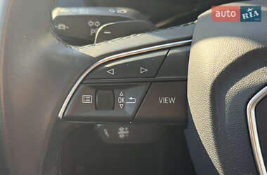 Внедорожник / Кроссовер Audi Q7 2021 в 