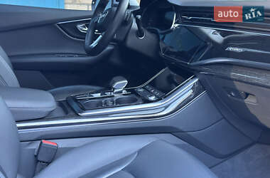 Внедорожник / Кроссовер Audi Q7 2021 в 