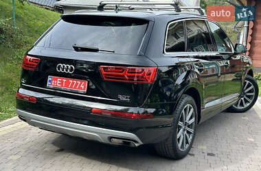 Внедорожник / Кроссовер Audi Q7 2017 в 