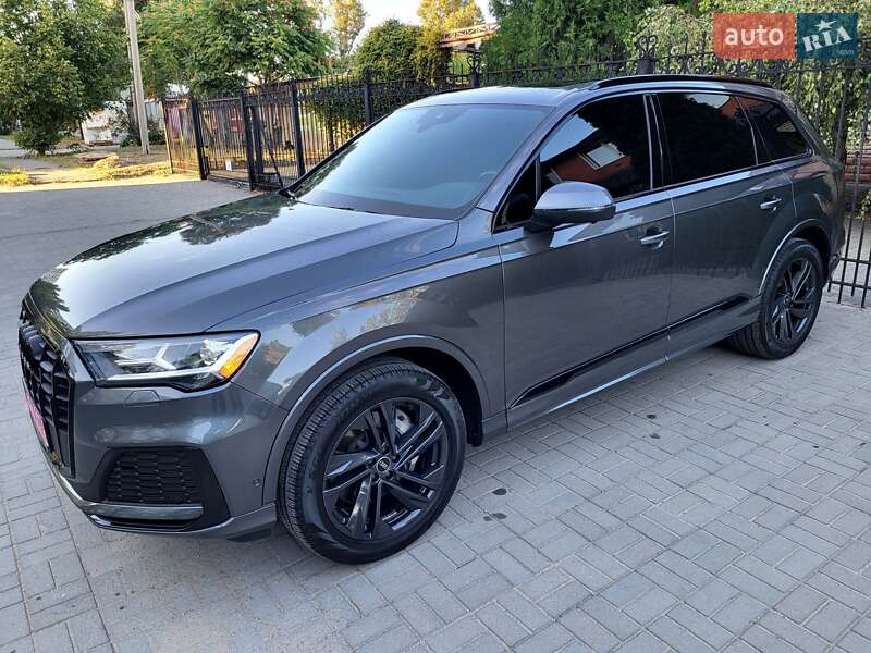 Внедорожник / Кроссовер Audi Q7 2021 в Запорожье
