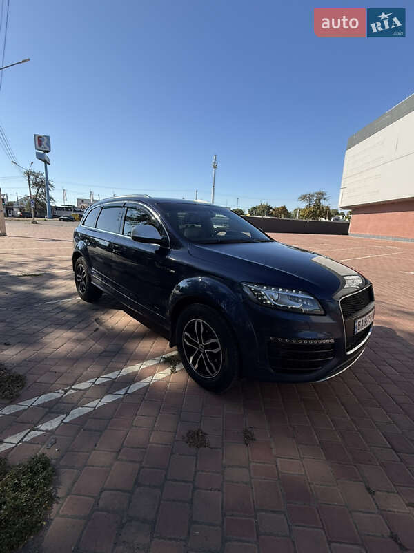 Позашляховик / Кросовер Audi Q7 2010 в Одесі фото 2 Позашляховик / Кросовер Audi Q7 2010 в Одесі